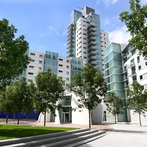 4* Lejlighedshotel Marlin Bridge - Empire Square