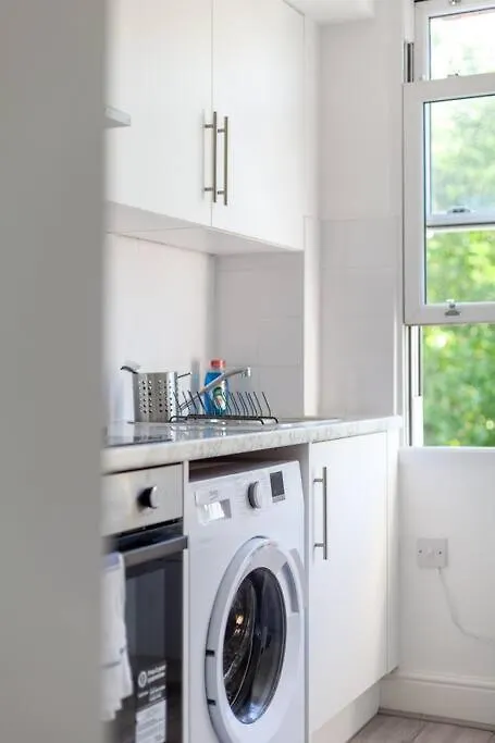 Stylish Stay 2-Bed By Tower Of London